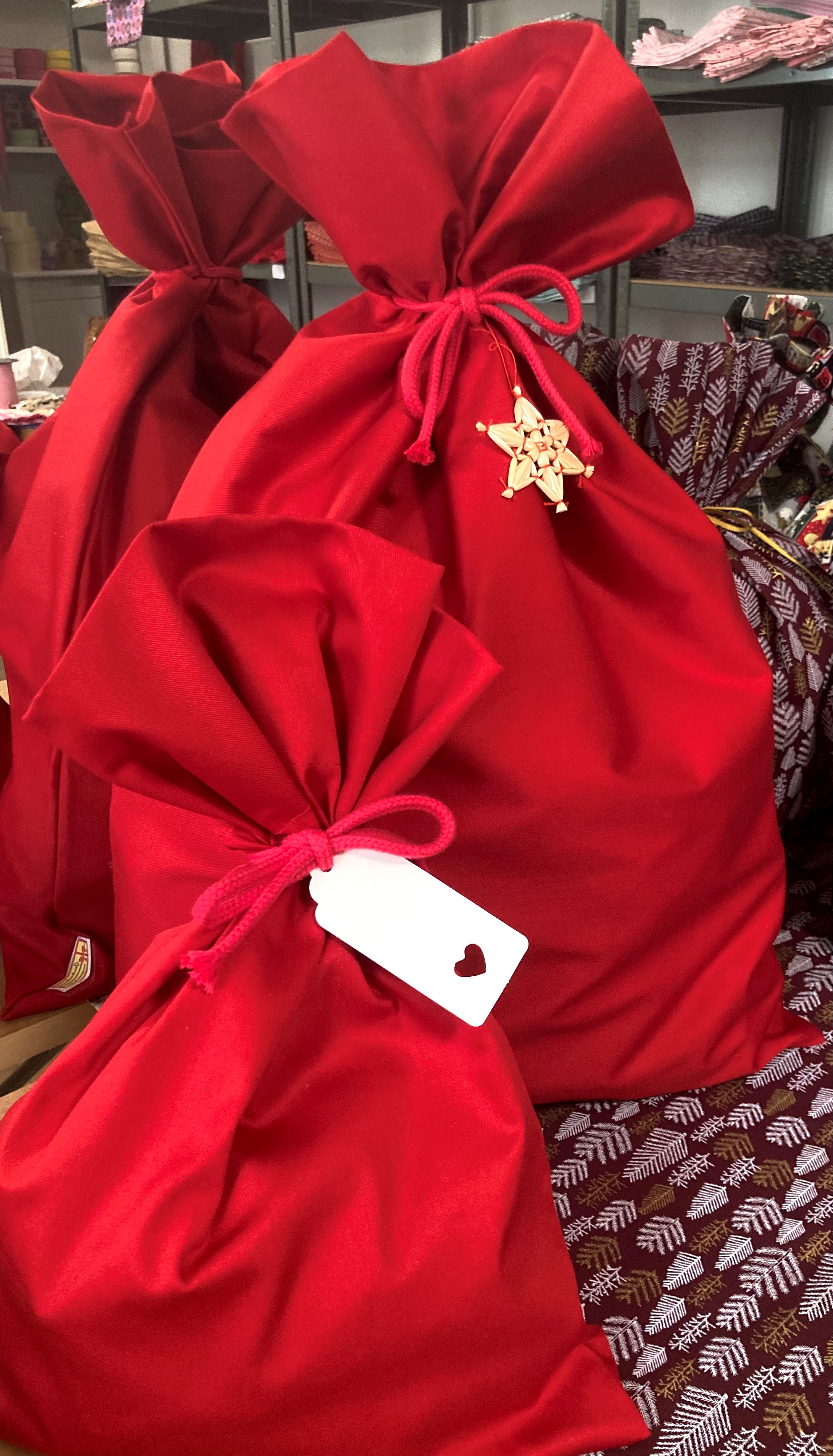 Weihnachten: Einfach Rote-Geschenkstoff-Säcke, XL & L & Flasche